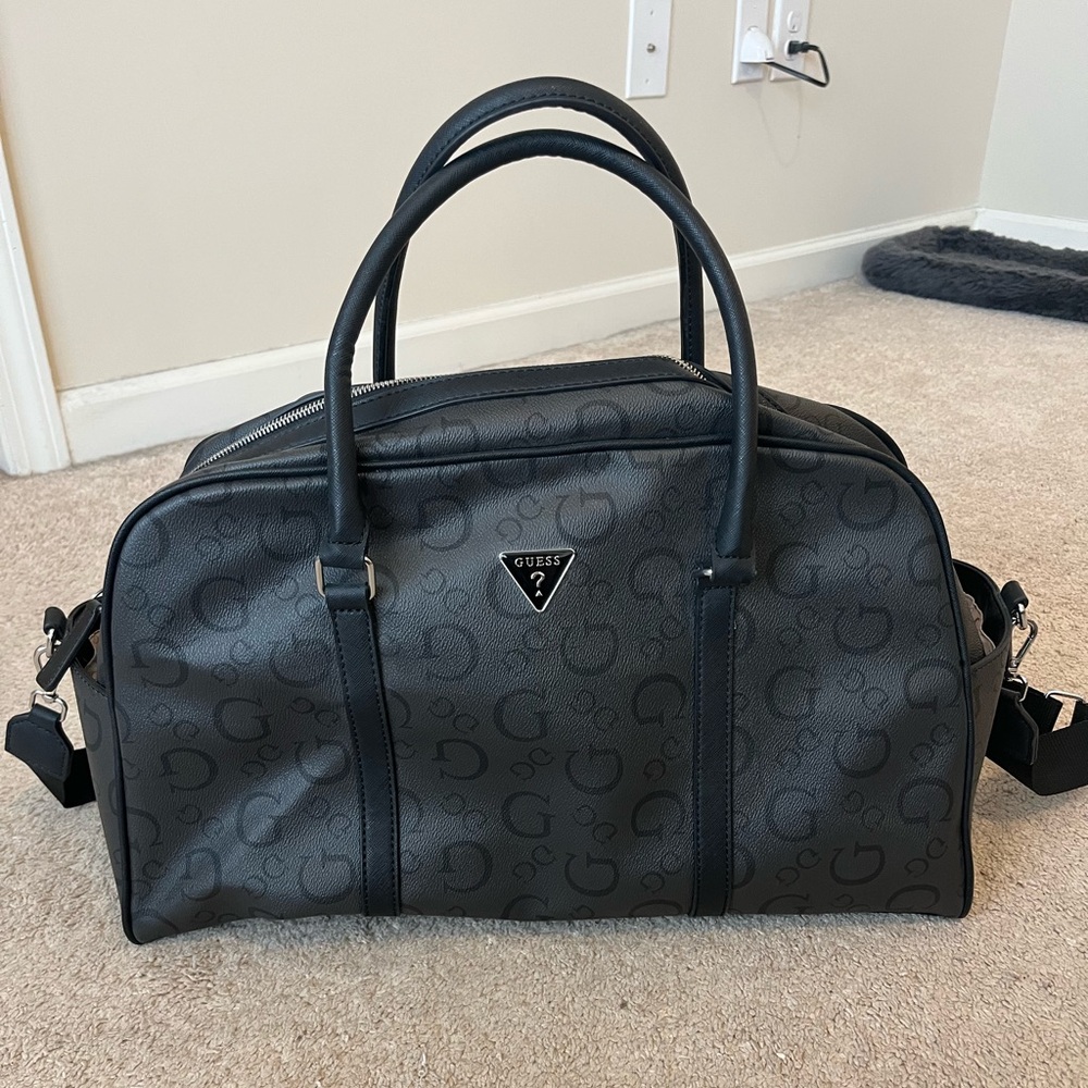 Guess - Black Duffle Bag